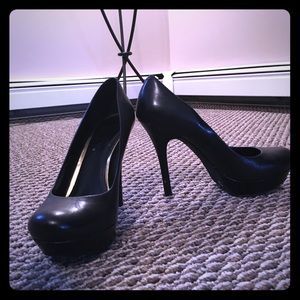 Jessica Simpson platform heel size 9.5